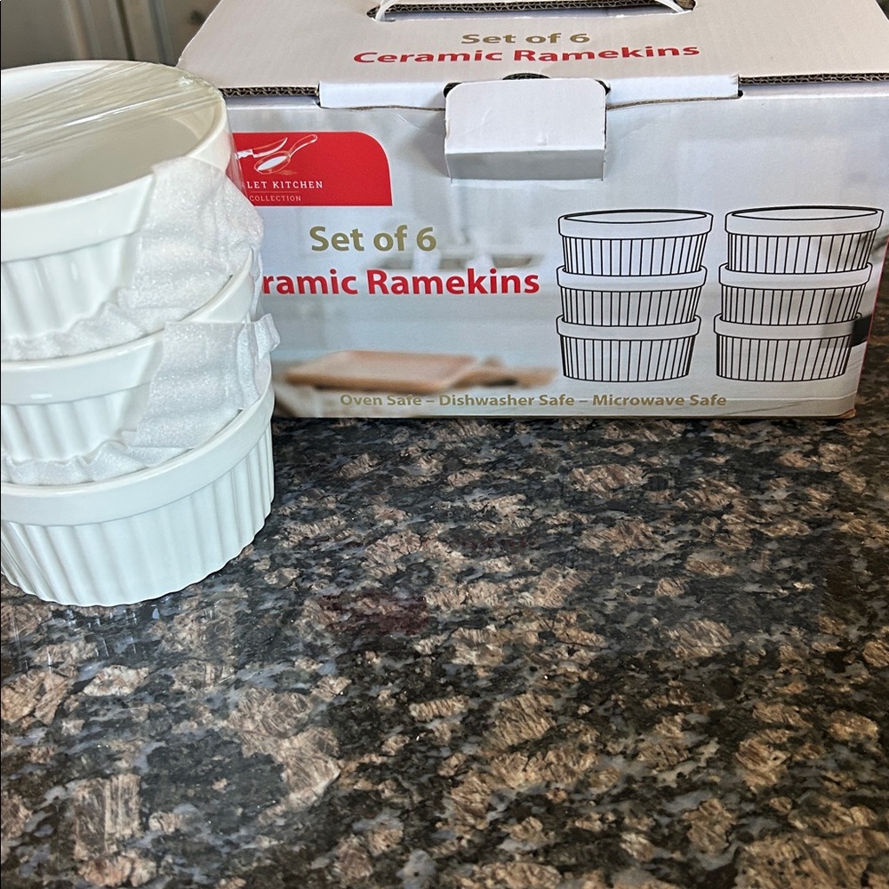 CHALET KITCHEN CERAMIC RAMEKINS SET OF 6 NWT